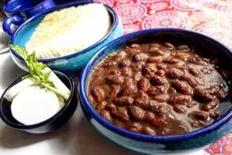 برای نهار باقلا فسنجان گیلانی درست کن | طرز تهیه باقلا فسنجان گیلانی، رقیب کم‌هزینه‌ی فسنجان