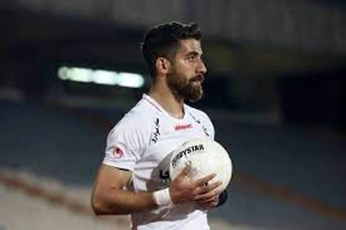 
 پرسپولیس  |  کارت بازی «فرشاد فرجی» صادر شد