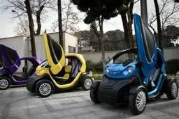 واردات خودرو و موتور سیکلت چقدر رشد و افزایش قیمت داشته است؟