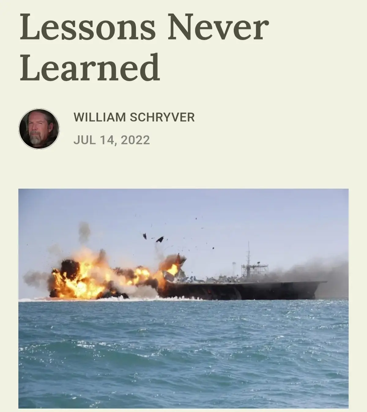 درس‌هایی که هرگز آموخته نشدند | ایران ماکت یک ناو هواپیمابر آمریکا را بمباران می‌کند