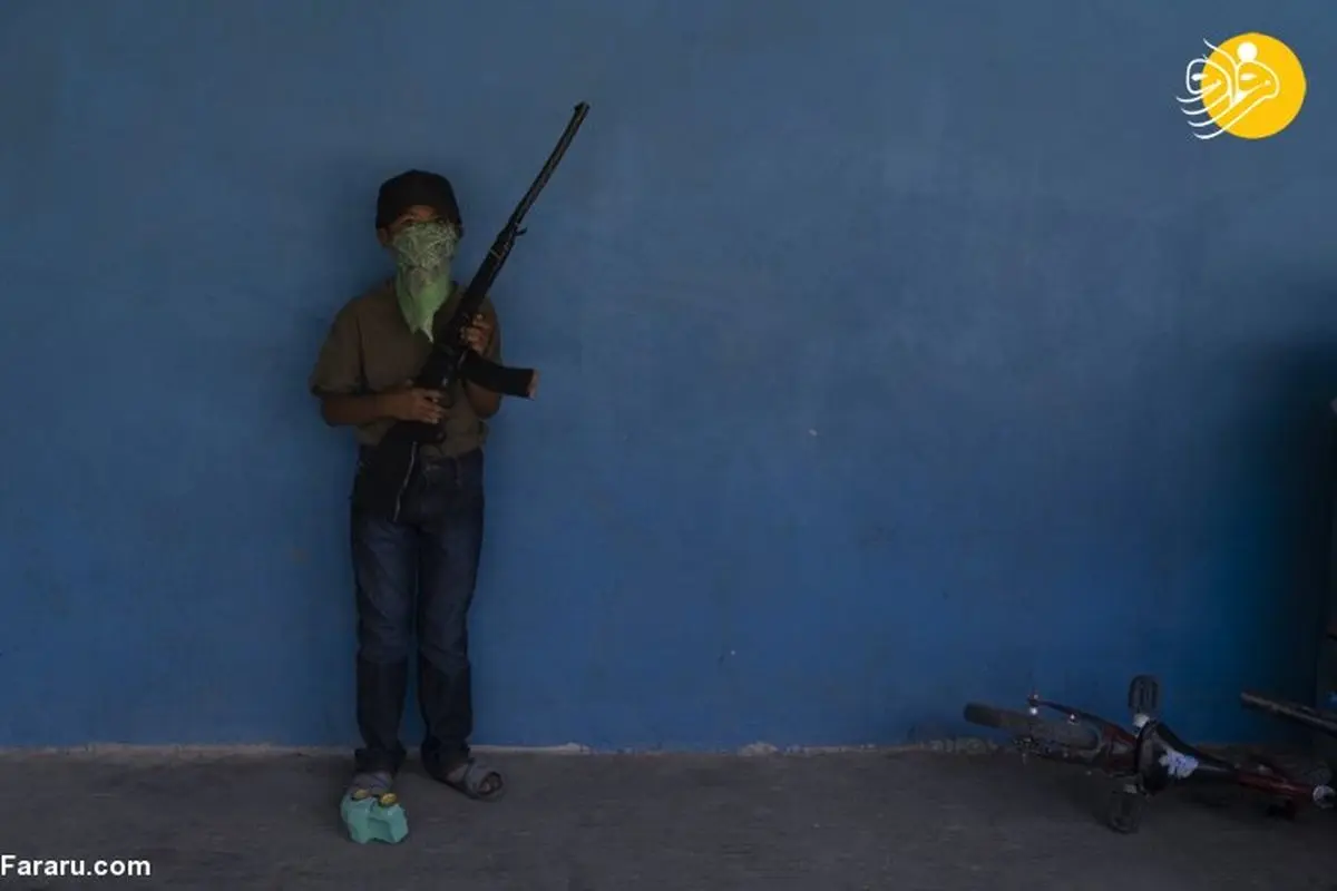  آموزش نظامی کودکان در مکزیک برای مقابله با باندهای تبهکار + تصویر