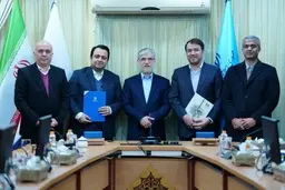 تفاهم‌نامه توسعه همکاری وزارت علوم، تحقیقات و فناوری و بانک صادرات ایران امضا شد | سیمایی صراف: امروز علم و فناوری یک ابزار ضروری برای امنیت کشور است | سیفی: یکی از افتخارات بانک صادرات ایران، خدمت به دانشگاه و عرصه علم است
