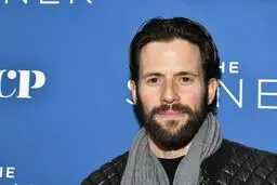 بازیگر معروف سریال هشدار برای کبرا ۱۱ درگذشت | غواصان محلی جسدشان را پیدا کردند