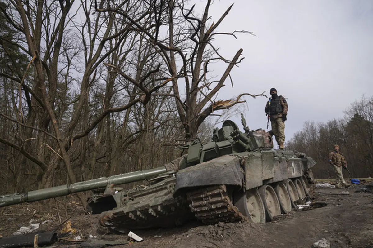 
بمباران مناطق شرقی اوکراین توسط روسیه | فرودگاه نیپرو ویران شد

