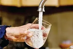 تأمین آب شرب در سال ۱۴۰۴ تضمین‌شده است | معاون وزیر کشور: با صرفه‌جویی و مدیریت منابع، جای نگرانی نیست!