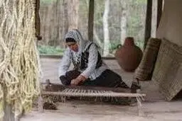 صنایع دستی  | احیای دوباره برخی رشته‌های صنایع دستی امکان پذیر نیست.