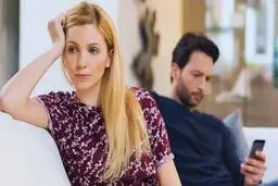این 7 عادت به ظاهر پیش پا افتاده، راه به طلاق می برند