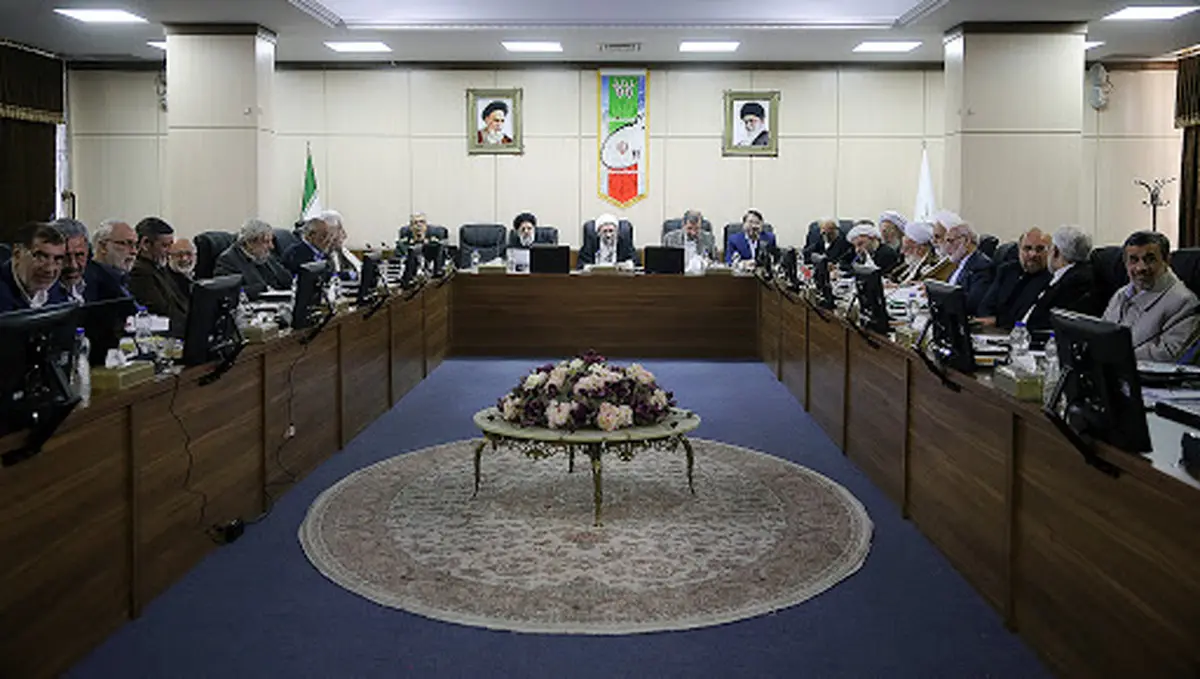 ‌ اکنون 2 شورای نگهبان داریم؟!