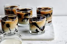 عاشق های قهوه باید ببینن و امتحان کنن! | طرز تهیه ژله قهوه متفاوت و خوشمزه +ویدئو