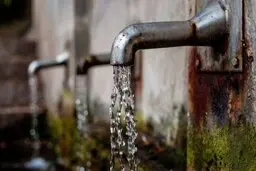 اثر ضد خودکشی درآب آشامیدنی خاص