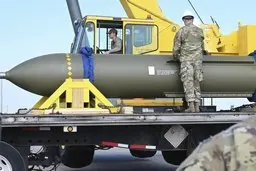 نقطه ضعف بمب‌ سنگرشکن آمریکا پیدا شد