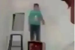 
دستگیری کودک آزار ظرف کمتر از ۲۴ ساعت در استان قزوین  |   متهم ناپدری کودک معلول بود
