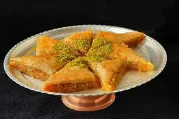 بیا بهت یاد بدم باقلوا محلبی درست کنی! | طرز تهیه باقلوا محلبی +ویدیو