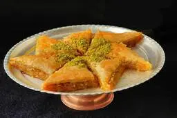 بیا بهت یاد بدم باقلوا محلبی درست کنی! | طرز تهیه باقلوا محلبی +ویدیو