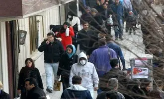 آیا جامعه ایران، مهربان‌تر از تصور ماست؟ | ریشه‌های بدبینی