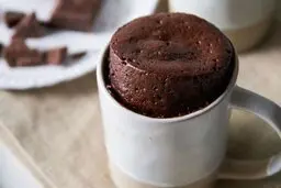 کیک خیس رو مثل کیکای بیرون درست کن | طرز تهیه کیک خیس شکلاتی +ویدیو
