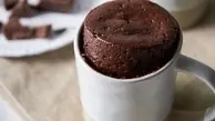 بدون نیاز به تخم مرغ توی ۱ دقیقه کیک شکلاتی درست کن! | با این روش همه عاشق کیک شکلاتیت میشن! + ویدئو