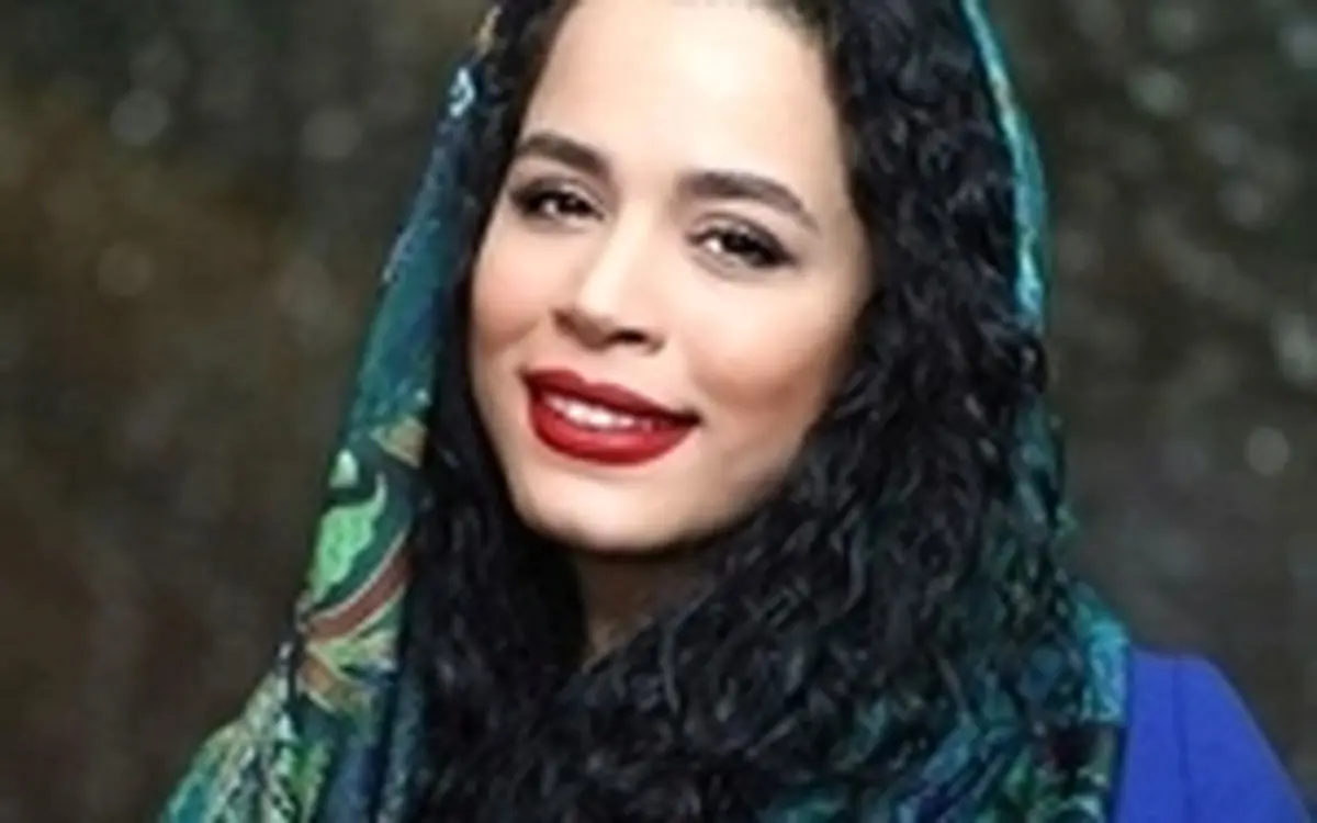 کارت عروسی جالب “خانم بازیگر” در ازدواج اولش