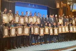 کسب رتبه یک دربهره وری کل عوامل ارتباطات ومخابرات توسط همراه اول 