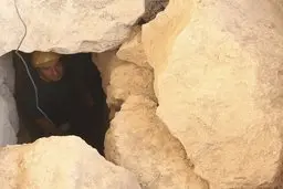 
 کشف دریچه حیاط شرقی کاخ آپادانای تخت جمشید