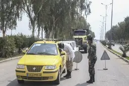 
استاندار تهران: مردم تا کنون با طرح فاصله گذاری اجتماعی همکاری کرده اند؛ میزان تردد‌ها و خروج از استان کمتر شده