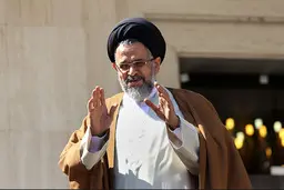 
آمریکا  |  وزیر اطلاعات و رئیس بنیاد مستضعفان تحریم شد
