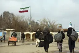 تجمع  مهاجران افغان مقابل دفتر سازمان ملل در تهران +فیلم