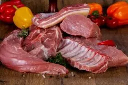 چرا گوشت گوسفندی بهتر است؟ | برای هضم بهتر گوشت کبابی و آبگوشتی چه بخوریم؟ |تابستان گوشت بز بخورید!