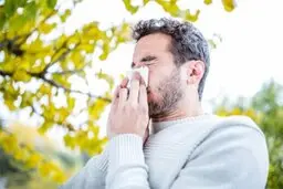 با این روش‌ها از شر آلرژی بهاری خلاص شوید