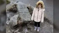 کشف جالب یک دختربچه ۸ ساله حین بازی در کوهستان | قدیمی ترین خنجر دوره عصر حجر پیدا شد! + عکس