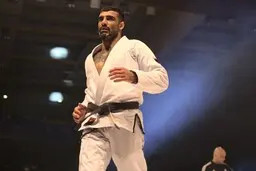 مرگ ناگهانی و عجیب قهرمان جوجیتسو | دلیل مرگ قهرمان جهان فاش شد !