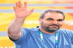  شوخی خنده‌دار جواد خیابانی روی آنتن زنده | بچه خیابانی بچه من نیست! + ویدیو