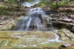 سفر یک روزه به آبشارهای اطراف کرج | همسفر با بهار به آبشارهای اطراف کرج