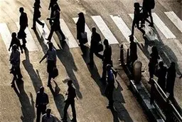 پیشنهادهای کیهان برای افزایش جمعیت: بر افراد مجرد سختگیری اجتماعی کنید | از مؤسسات همسریابی حمایت کنید