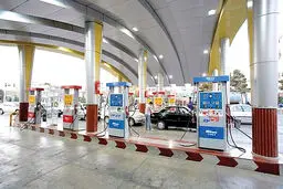 وضعیت سفید در پمپ‌ بنزین‌ ها