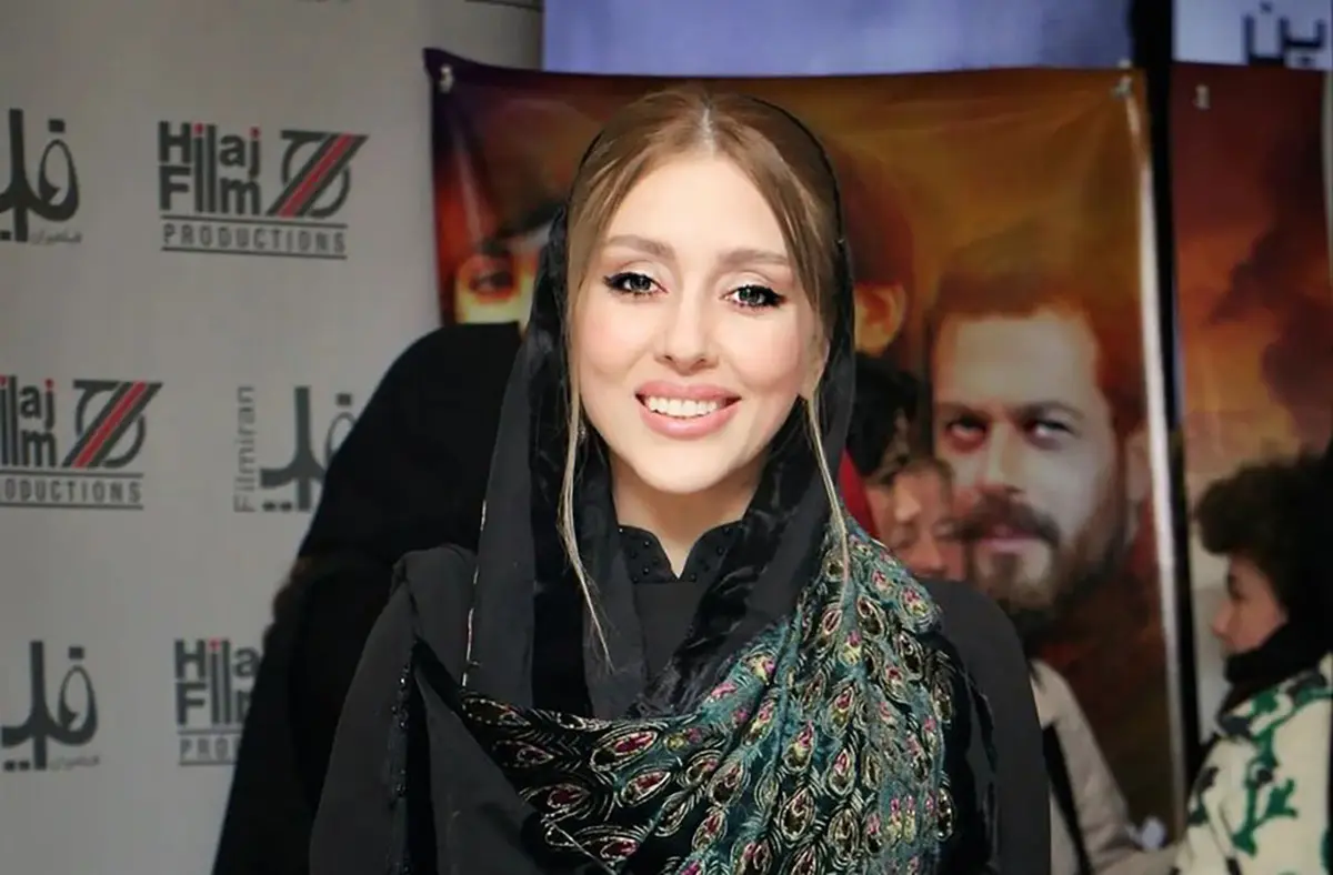 پوشش جالب بازیگر زن ترکیه‌ای در ایران