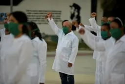 اعزام پزشکان کوبا به مناطق فرادریای فرانسه؛ دیپلماسی و درآمدزایی