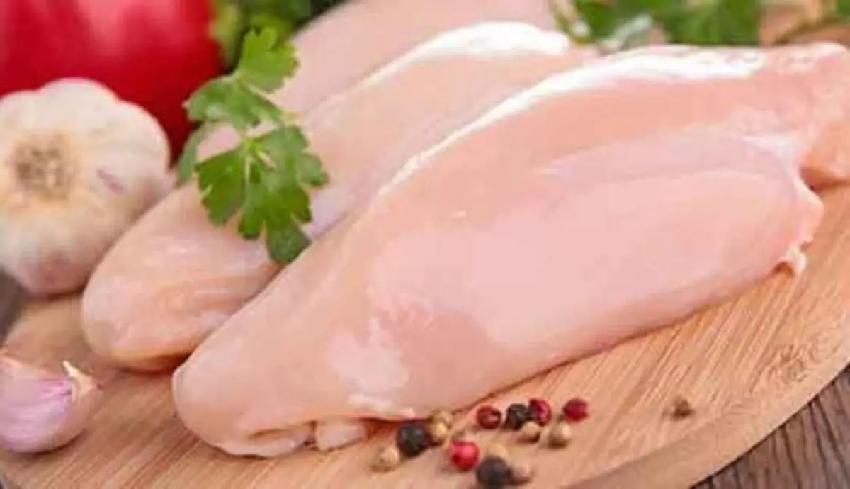 اتاق اصناف: عرضه هرگونه مرغ قطعه‌بندی شده ممنوع است
