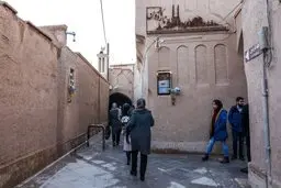 گردشگری تاریخی؛ فرصتی برای توسعه یا تهدیدی برای میراث فرهنگی؟