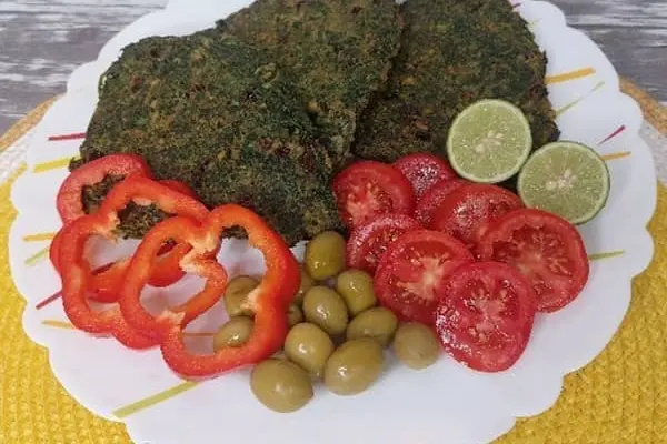 برای ناهار کوکوی گشنیز  درست کن، متفاوت و خوشمزه است | طرز تهیه کوکوی گشنیز 