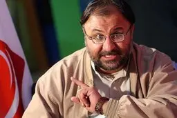 طعنه روزنامه اطلاعات به صادق کوشکی:تندروهایی که برگزاری کنسرت را معادل کودتای برهنگان می دانند، متوهم هستند
