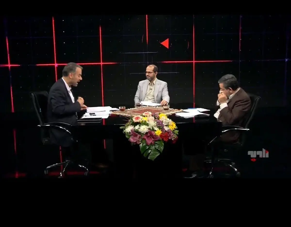 نماینده مجلس در برنامه تلویزیونی: طرح صیانت، تولد یک دیکتاتوری مطلق در فضای مجازی است+ویدئو