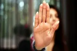 هفت سال آزار جنسی رومینا در شکنجه گاه ناپدری بی شرم