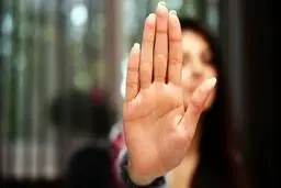 هفت سال آزار جنسی رومینا در شکنجه گاه ناپدری بی شرم