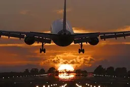 مردم! فردا، شاید «لاشه یک هواپیما» را ببینید! | احتمال سقوط لاشه هواپیما در مناطق مسکونی