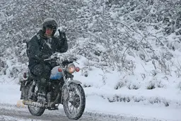 موتورسواران تهرانی امروز از تردد خودداری کنند