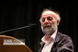 دستمزد هیچ کارگر و بازنشسته‌ای نباید کمتر از ۲ میلیون و ۸۰۰ هزار تومان باشد