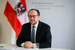 وزیر خارجه اتریش خواستار احیای دیپلماسی برای حفظ برجام شد