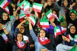مخالفت با ورود بانوان به ورزشگاه‌ها؛ قدری تندروانه و غیرمنطقی است