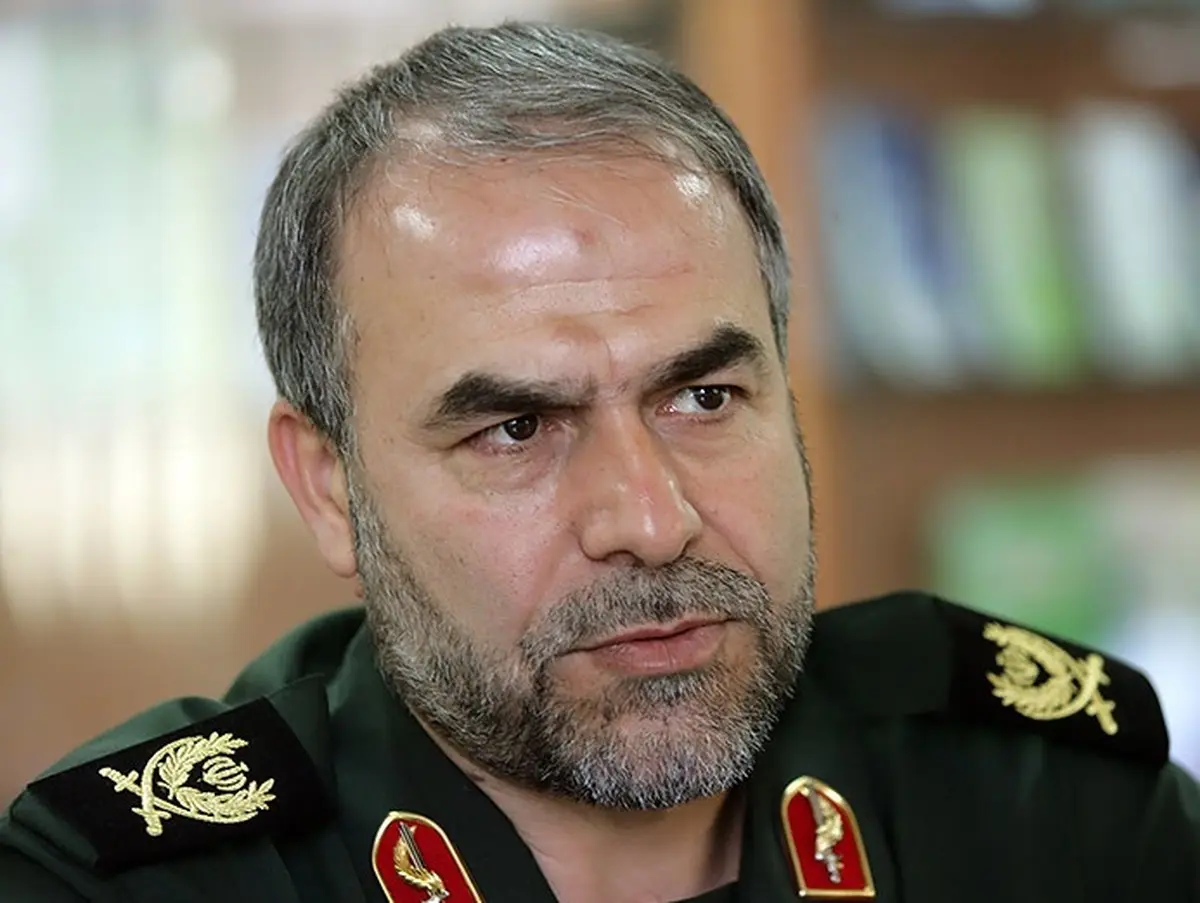 معاون سیاسی سپاه: بعضی‌ها نمک می‌خورند و نمکدان می‌شکنند؛ این‌ها ریشه همه مشکلات را به گردن رهبری می‌اندازند 